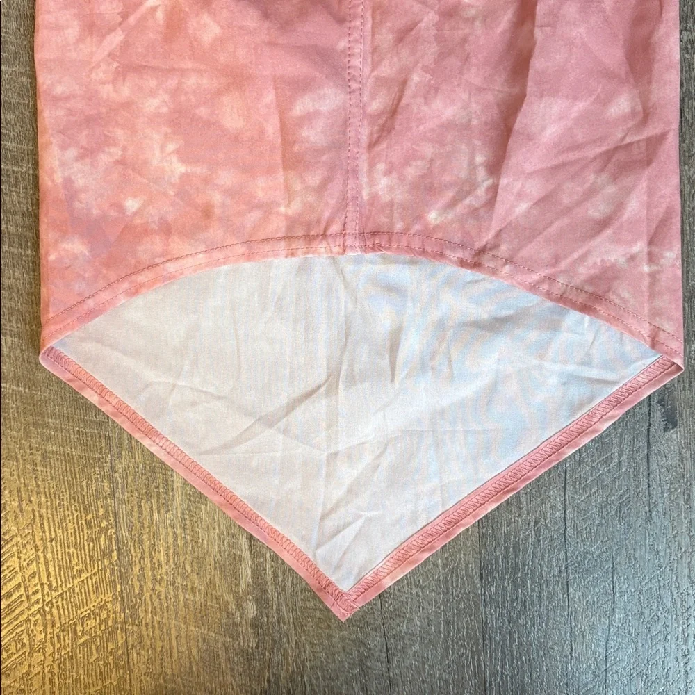 Athleta Made to Move Gaiter Face Covering size M/L Pink Tie Dye